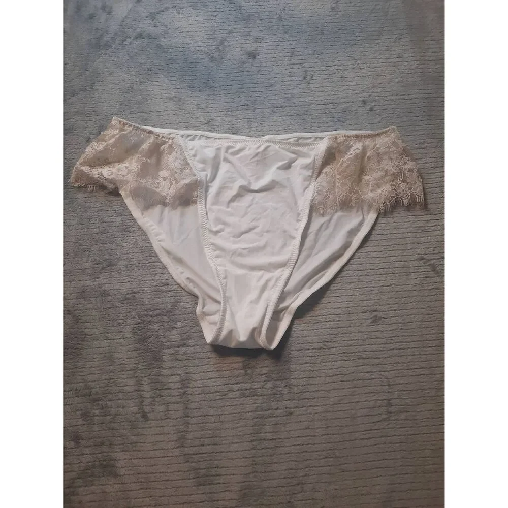 NWT Summer Blue size M Lace Edge Bikini Cheeky Panty